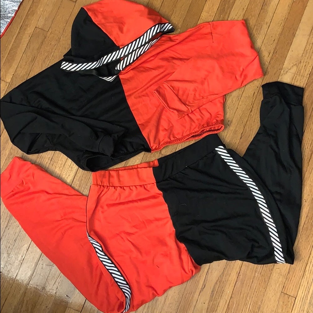 Fashion Nova Pants & cropped hoodie set